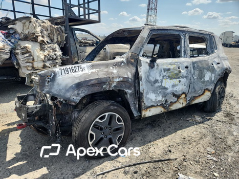 Jeep Renegade 2016 - Image 1 of 11
