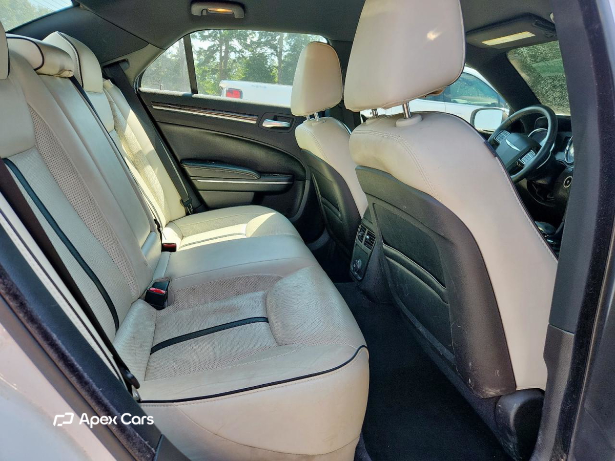 Chrysler 300 2013