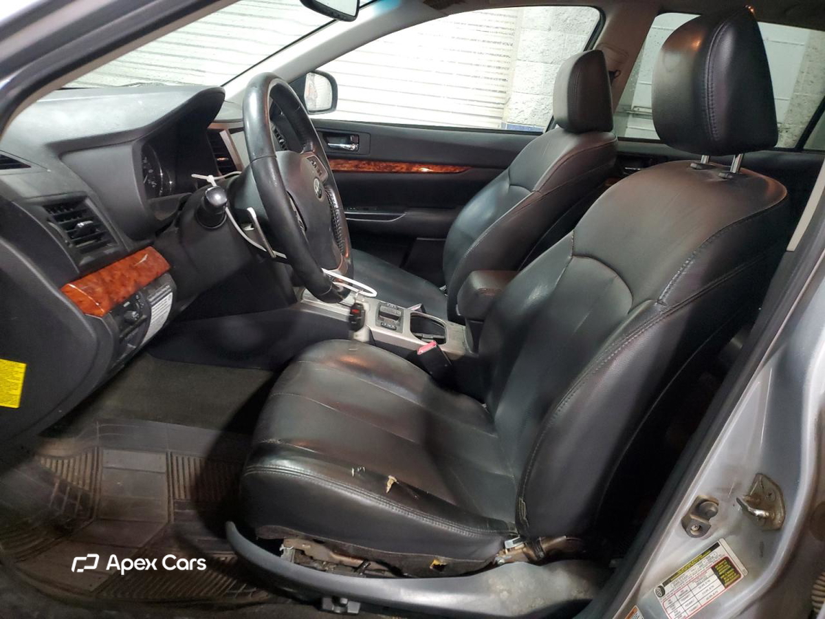 Subaru Outback 2012