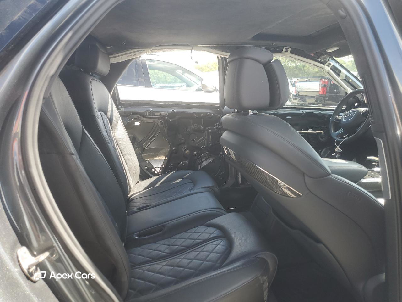 Audi S8 2014