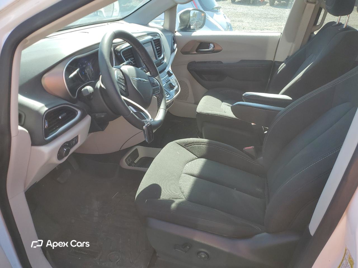 Chrysler Voyager 2023