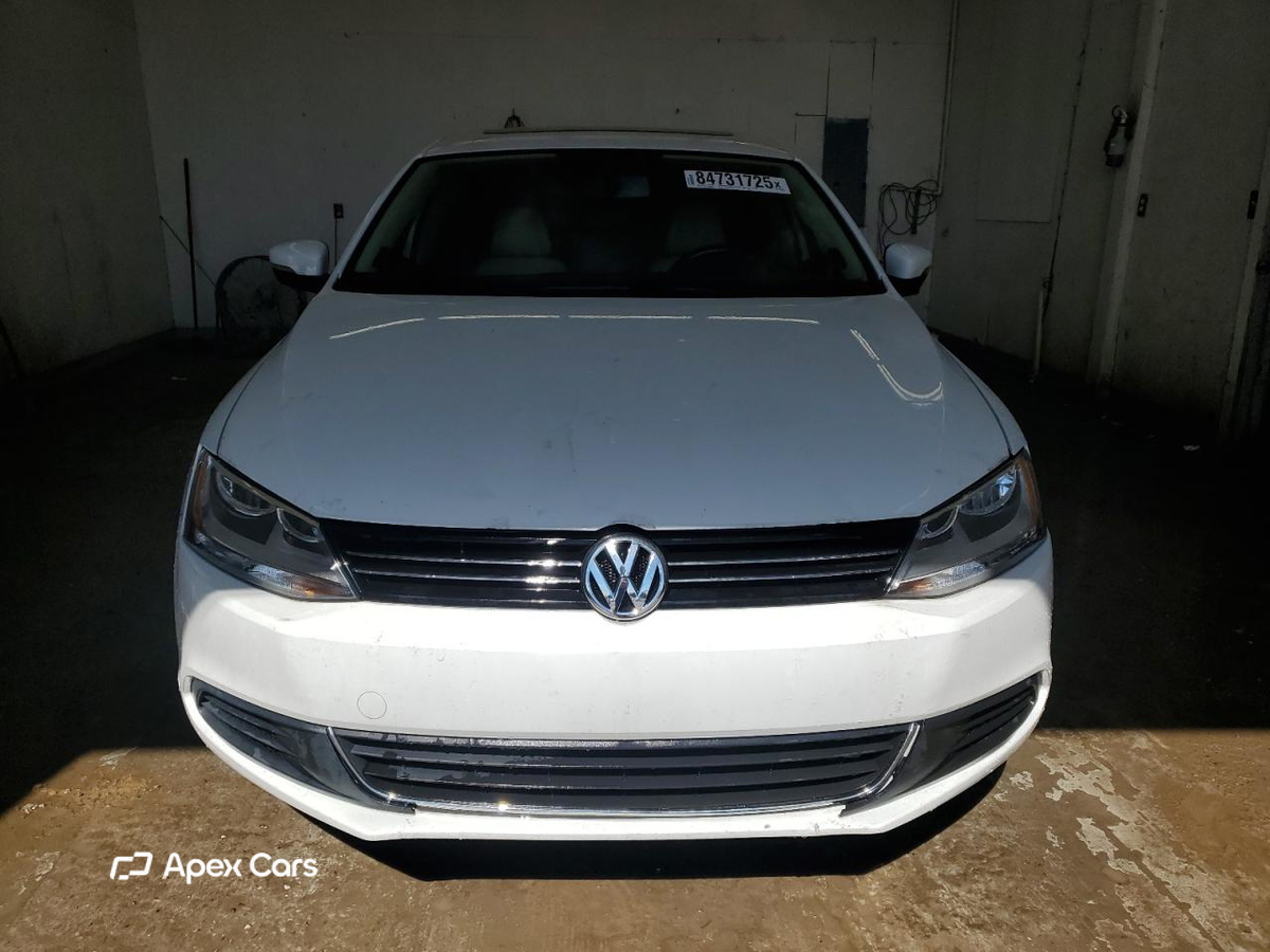 Volkswagen Jetta 2014
