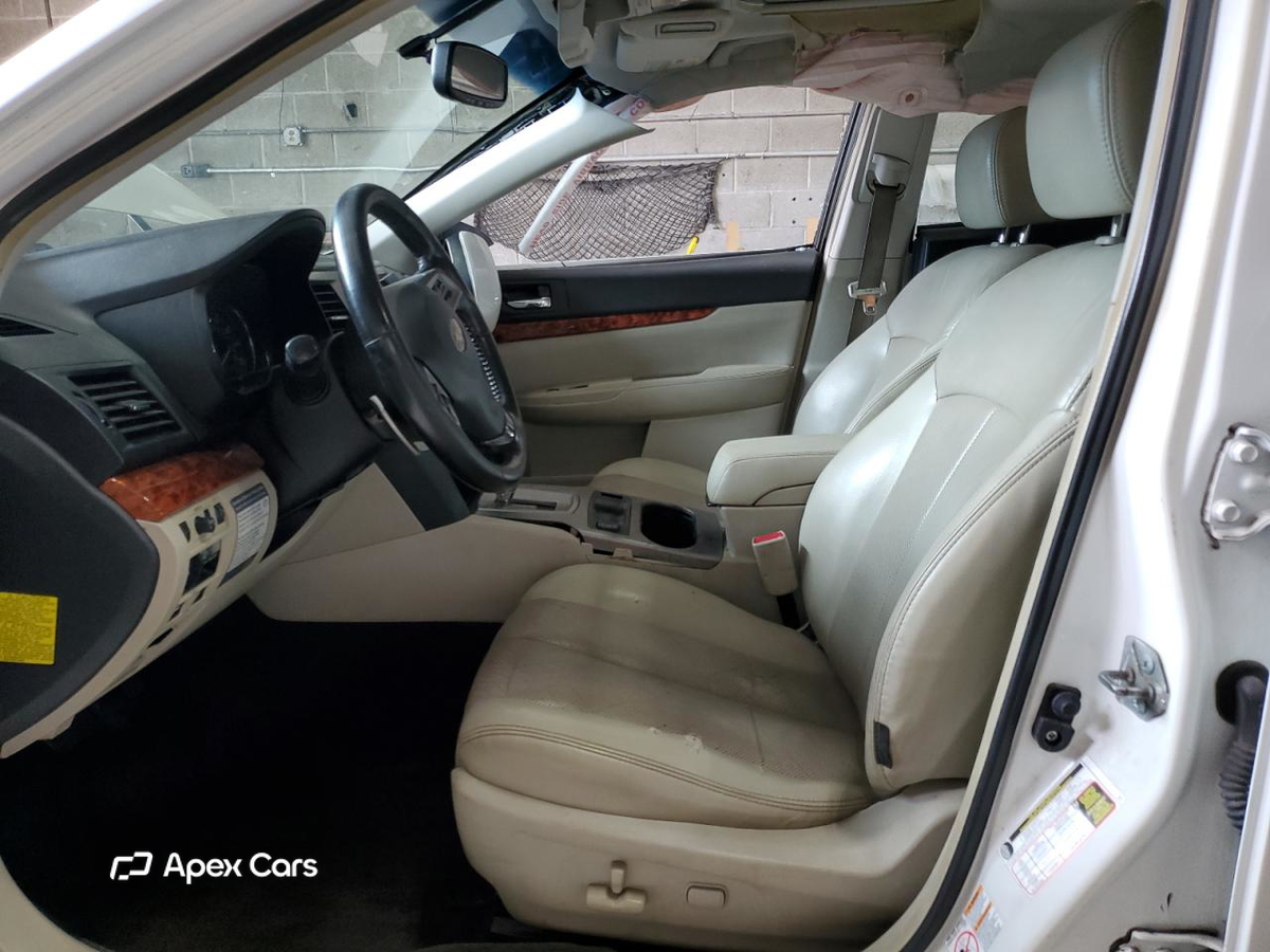 Subaru Legacy 2012