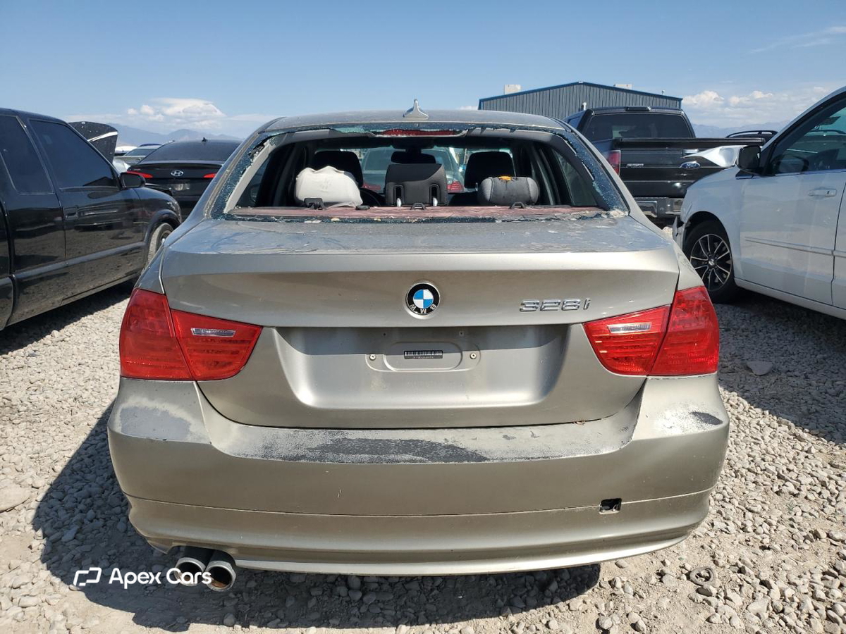 BMW Series 3 2011