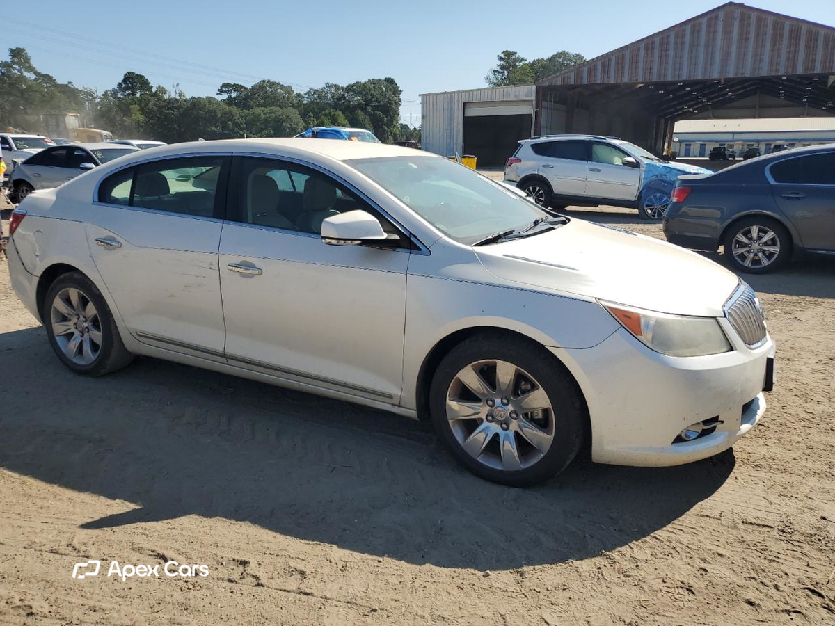 Buick LaCrosse 2011