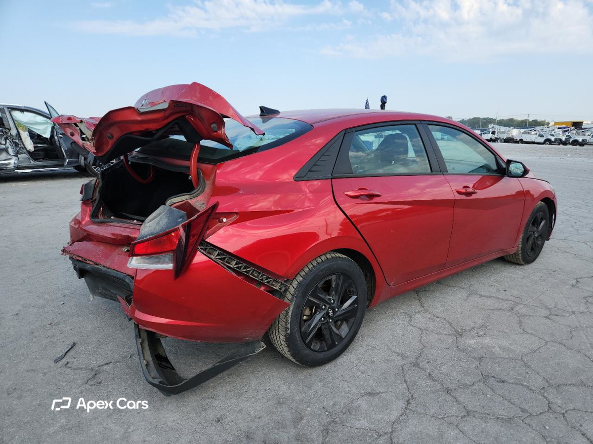 Hyundai Elantra 2021