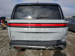 Rivian R1S 2023