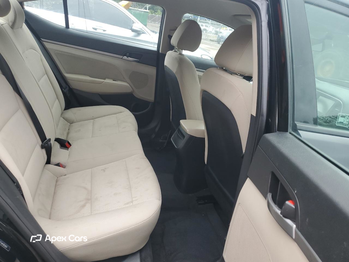 Hyundai Elantra 2018