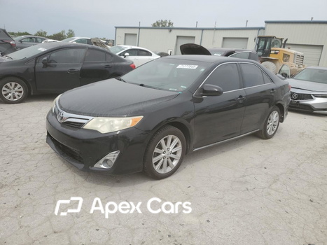 Toyota Camry 2012 - Image 1 of 12