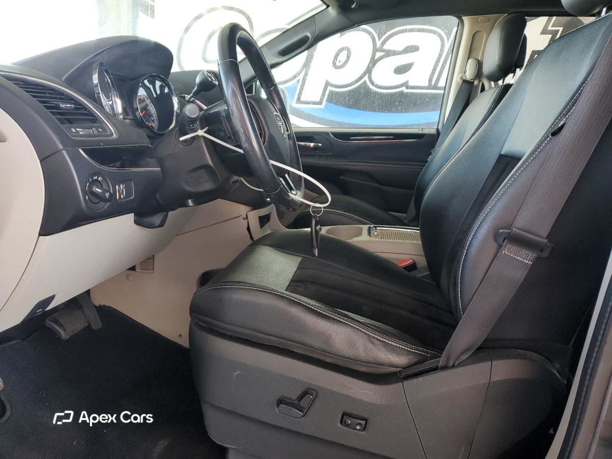 Dodge Caravan 2017