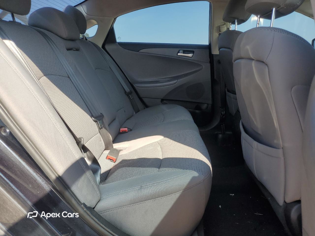 Hyundai Sonata 2012