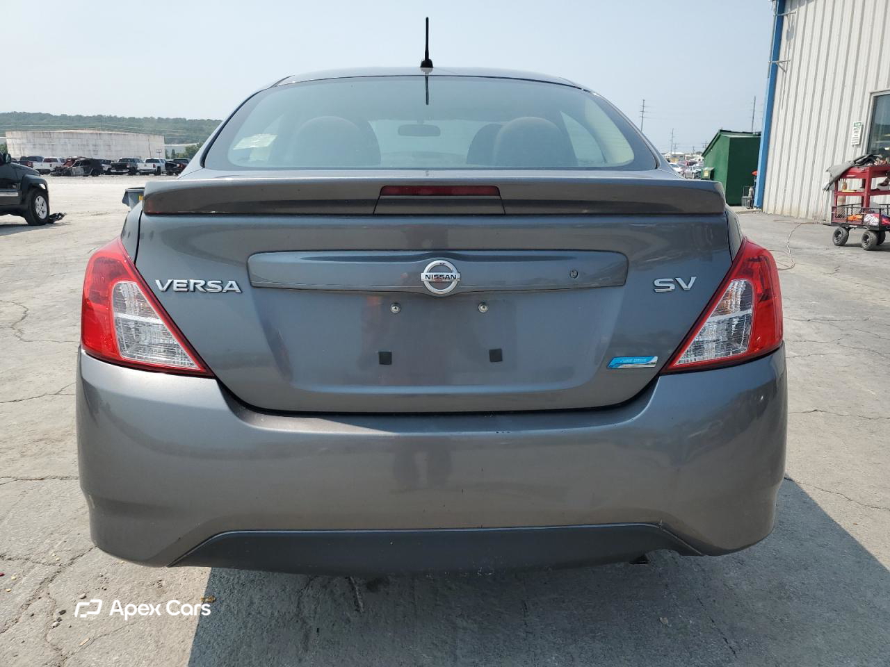 Nissan Versa 2016