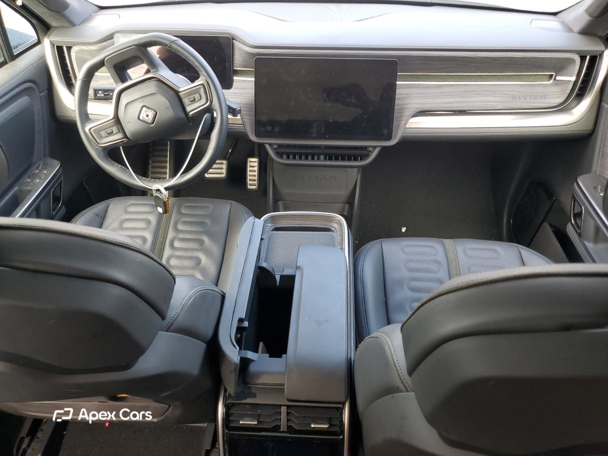 Rivian R1S 2023