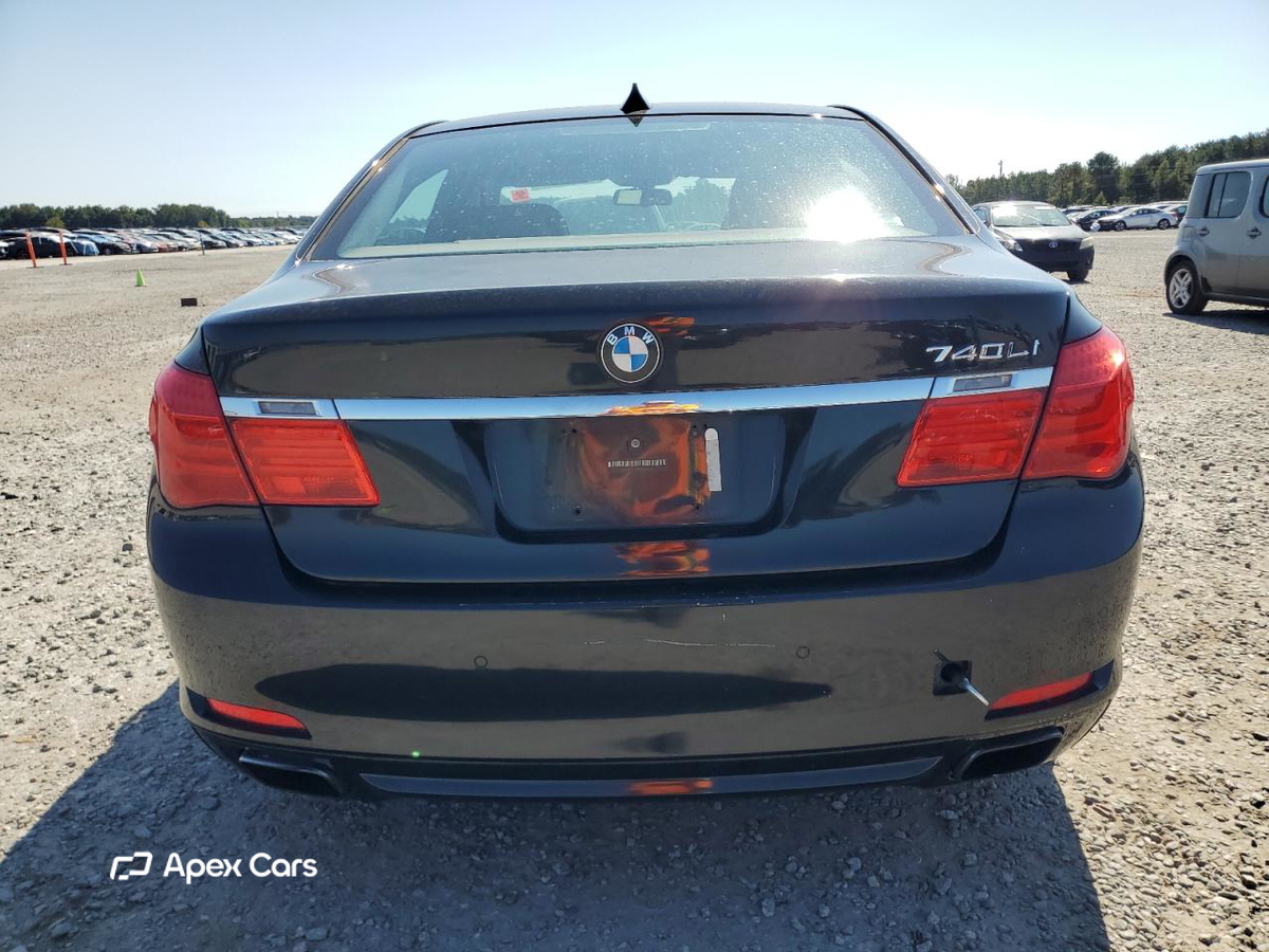 BMW Series 7 2011