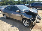 Nissan Versa 2015