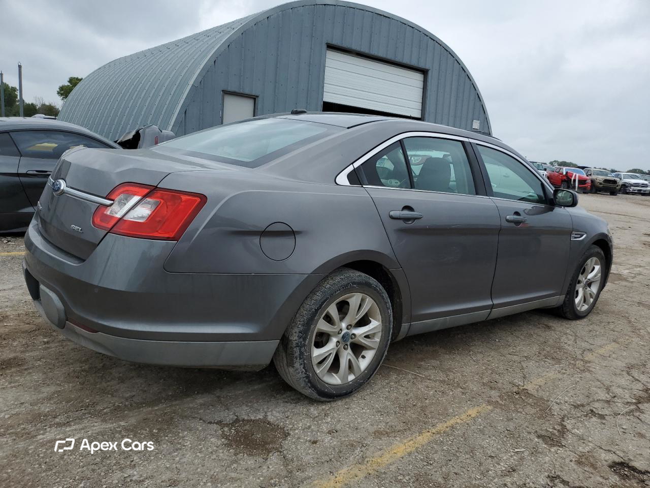 Ford Taurus 2011
