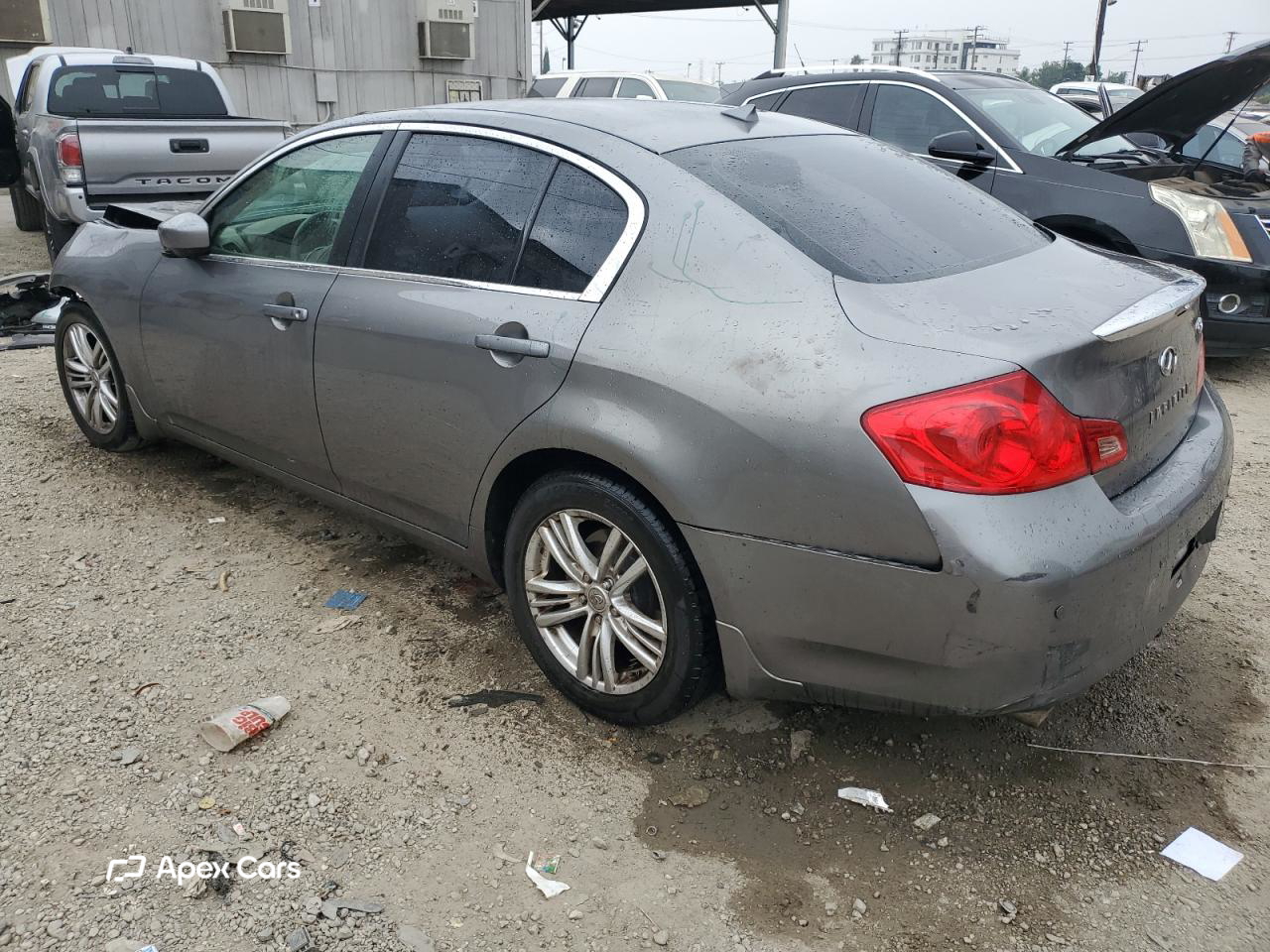 Infiniti G 2013