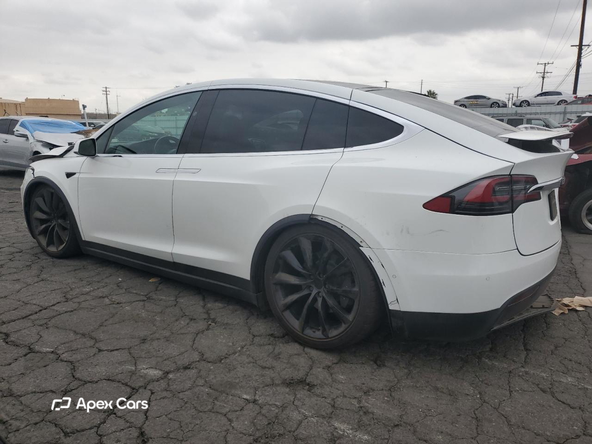 Tesla Model X 2019