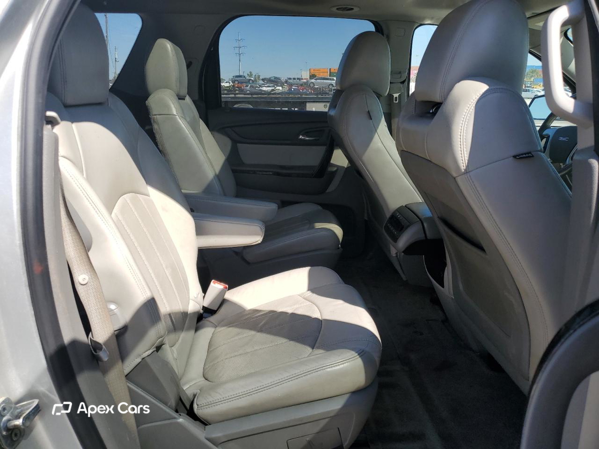 GMC Acadia 2013