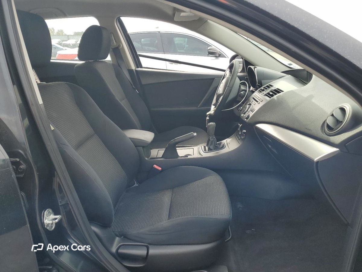 Mazda 3 2012