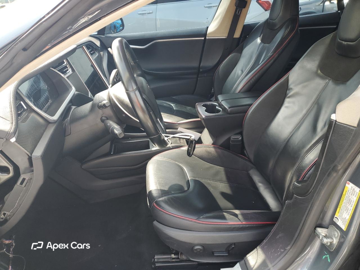 Tesla Model S 2013