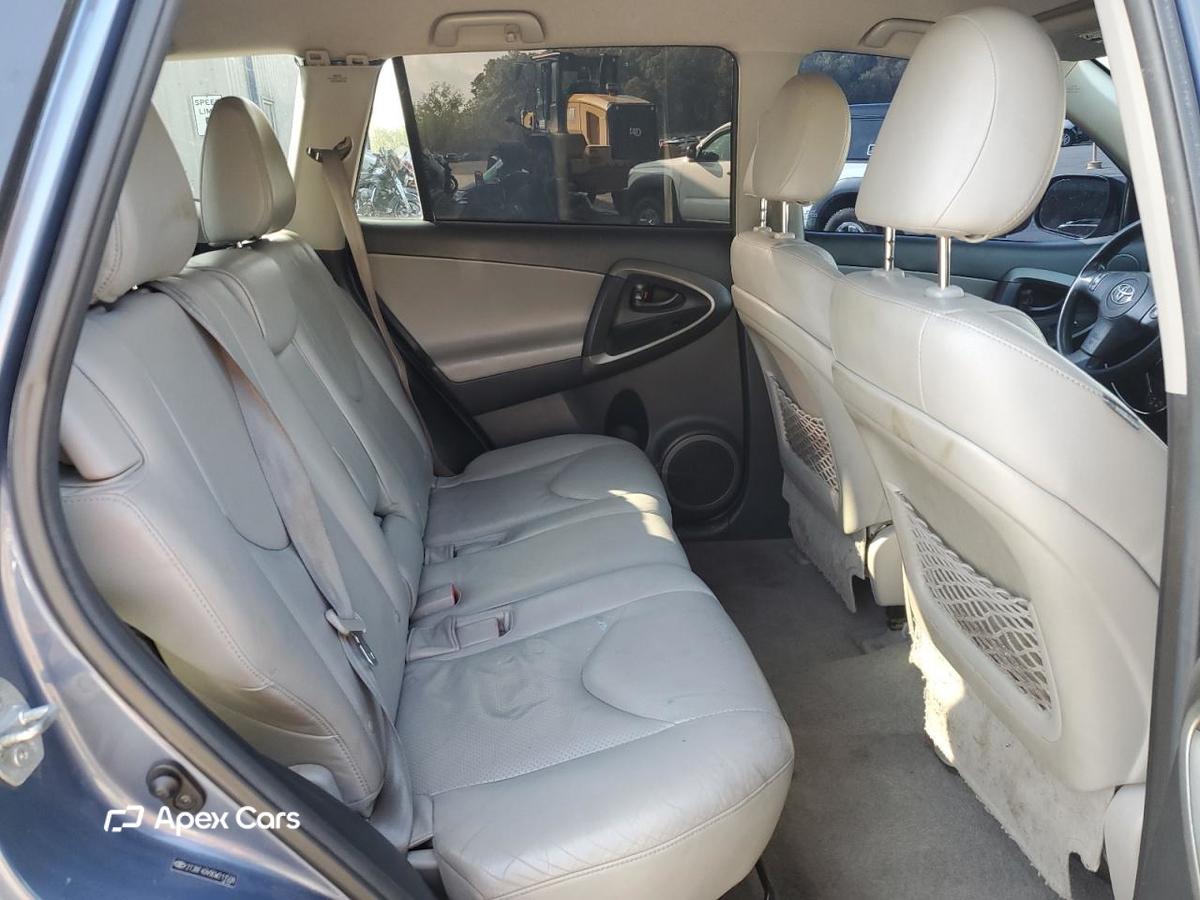 Toyota RAV 4 2012