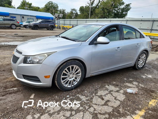 Cruze 2012 - Image 1 of 12