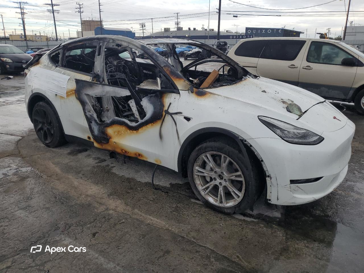 Tesla Model Y 2023