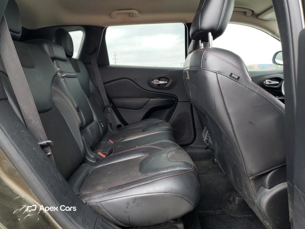 Jeep Cherokee 2016