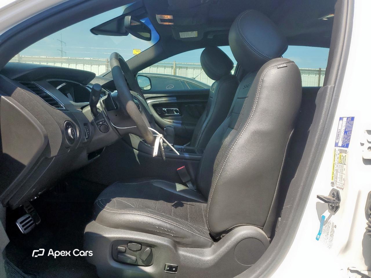 Ford Taurus 2015