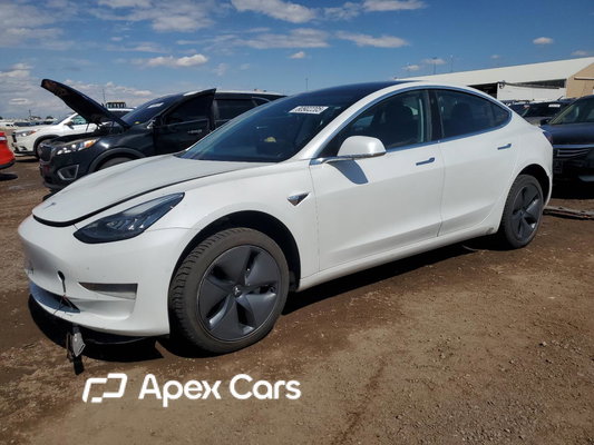 Tesla Model 3 2020 - Image 1 of 14