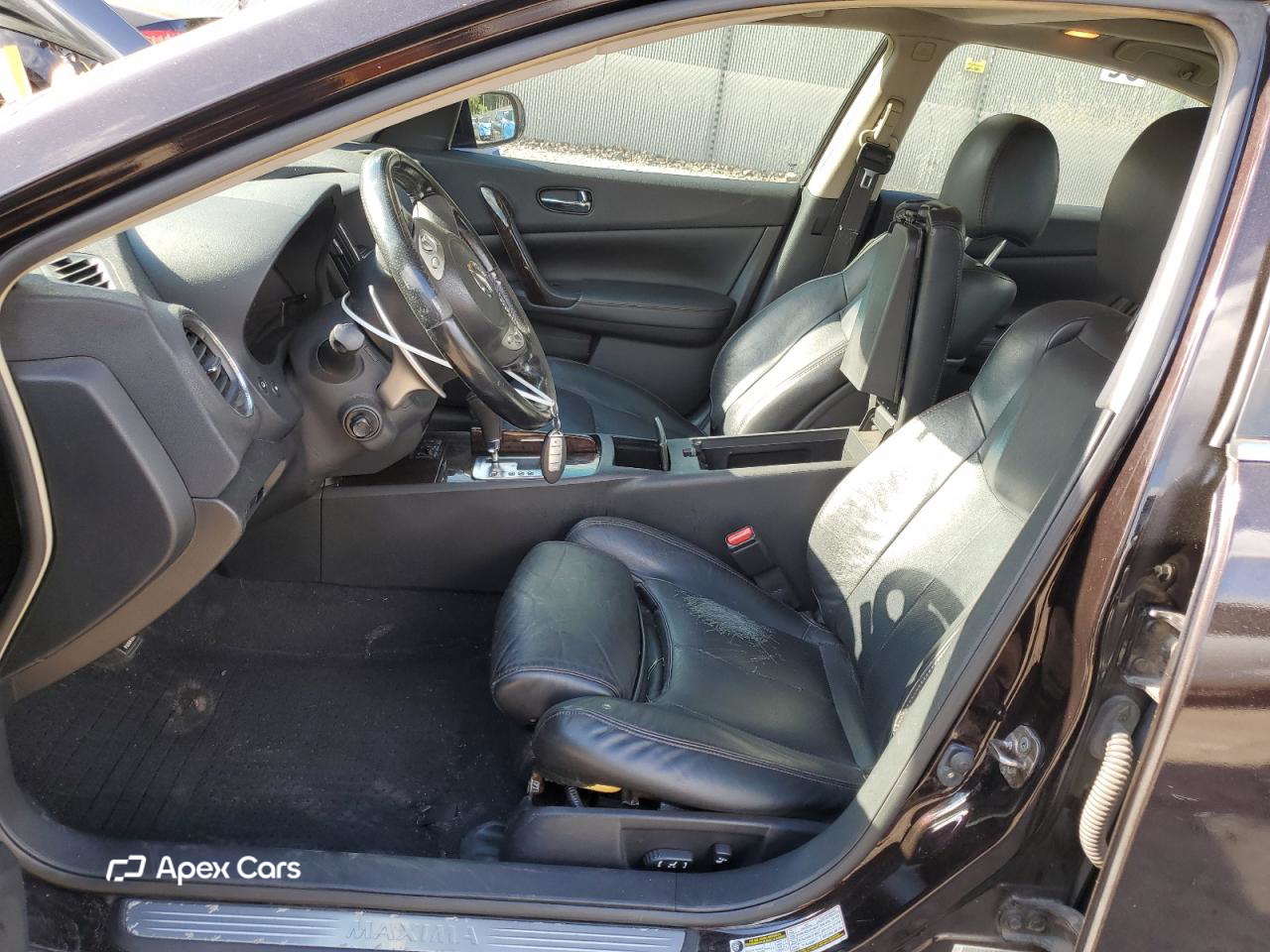 Nissan Maxima 2010