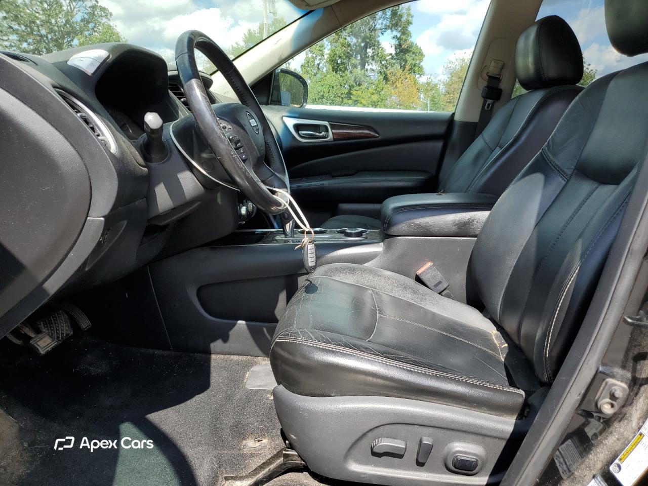 Nissan Pathfinder 2014