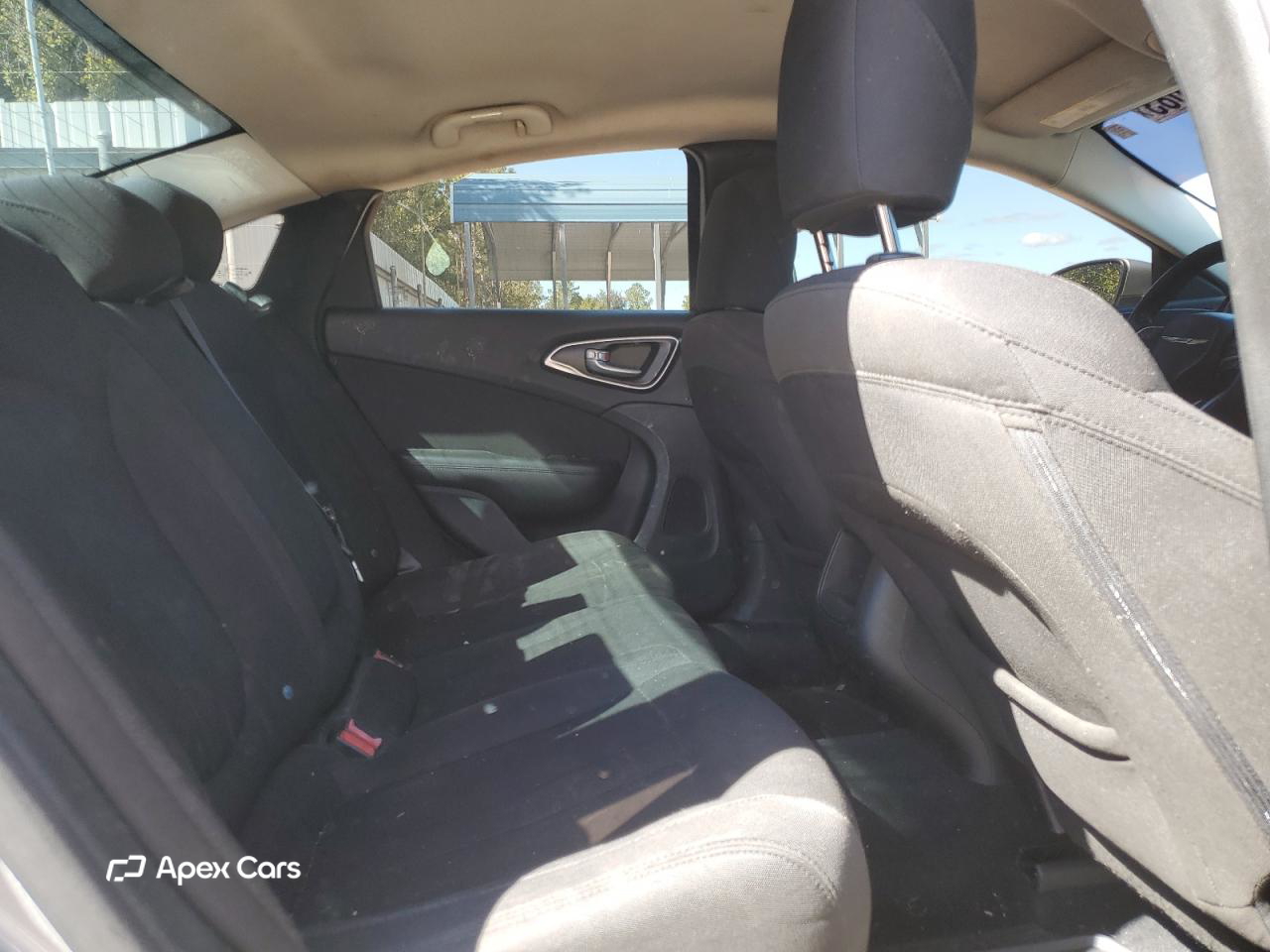 Chrysler 200 2015