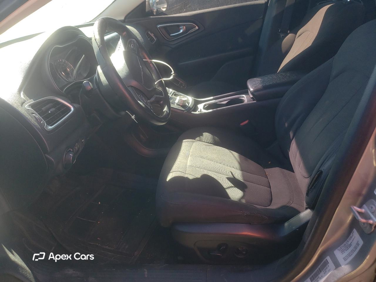 Chrysler 200 2015
