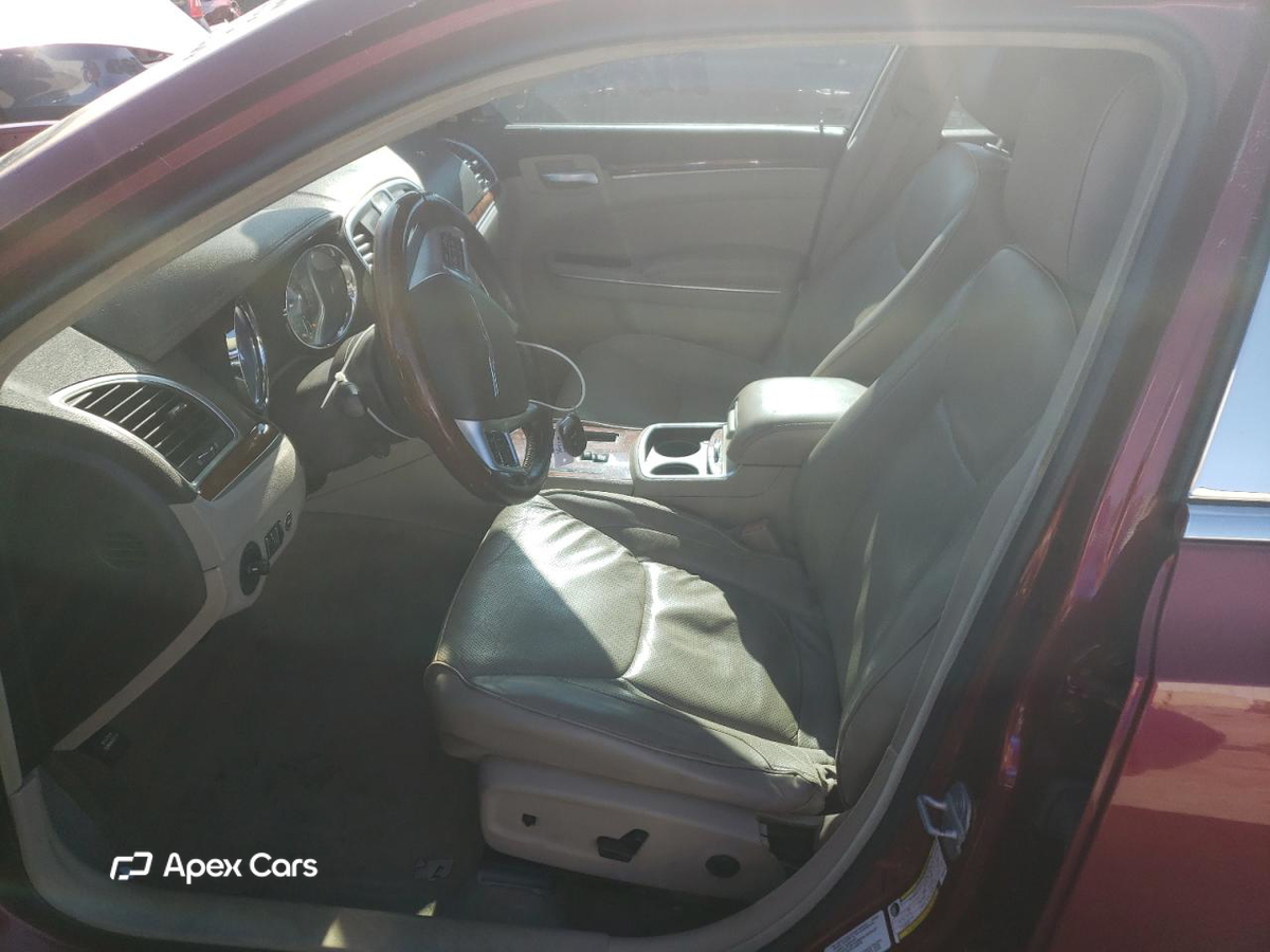 Chrysler 300C 2011