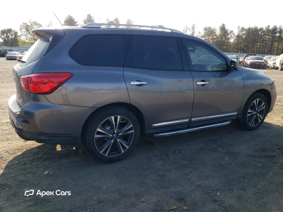 Nissan Pathfinder 2018