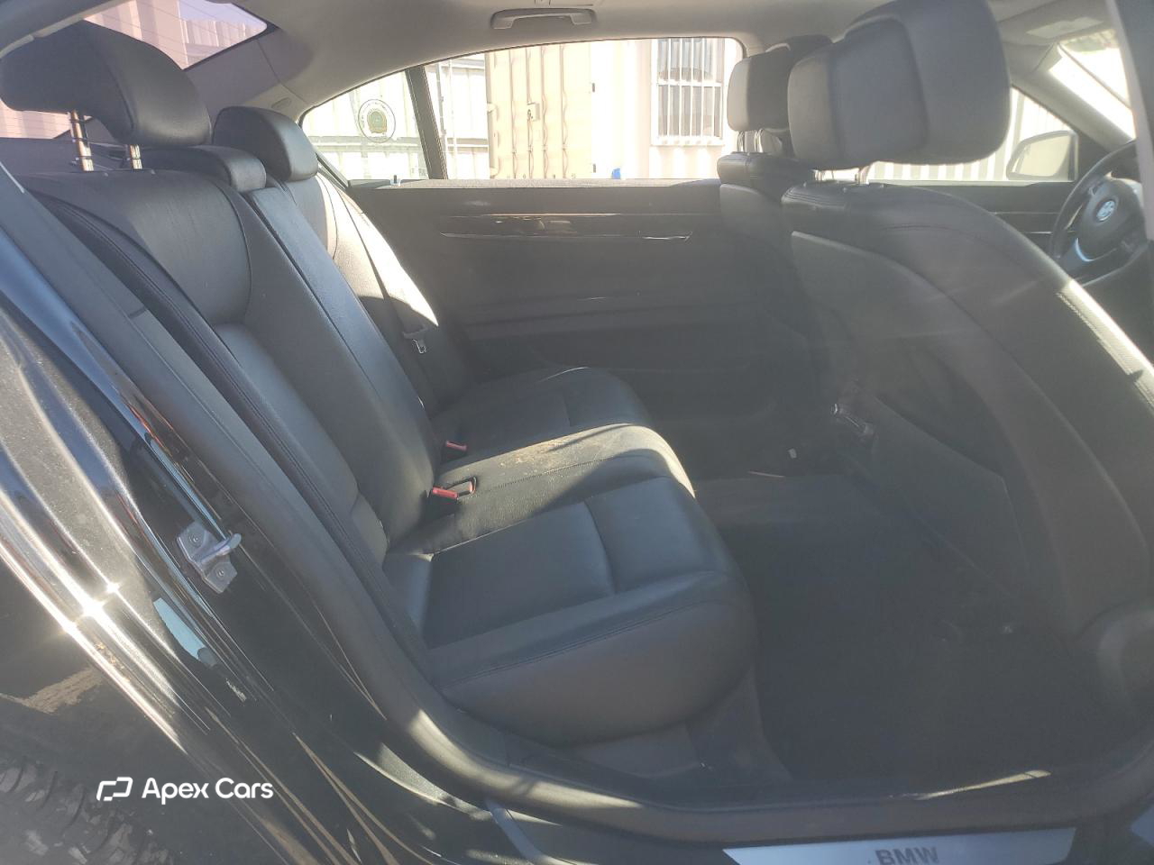 BMW Series 7 2015