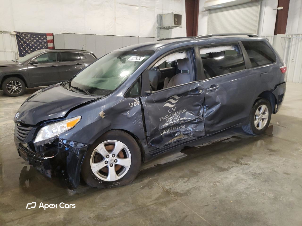 Toyota Sienna 2015