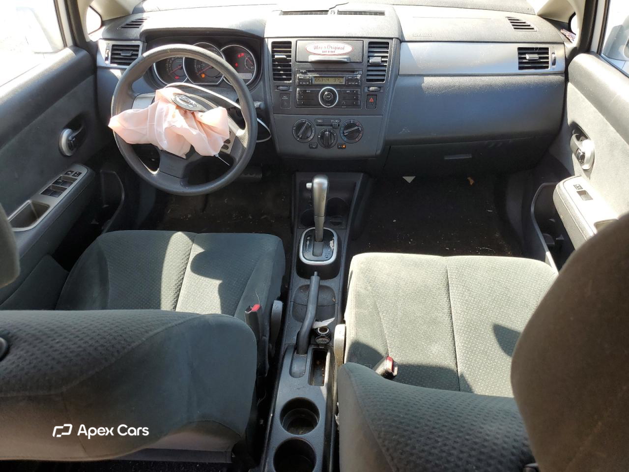 Nissan Versa 2011
