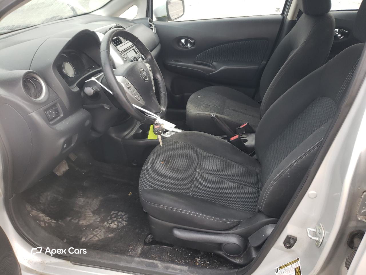 Nissan Versa 2015