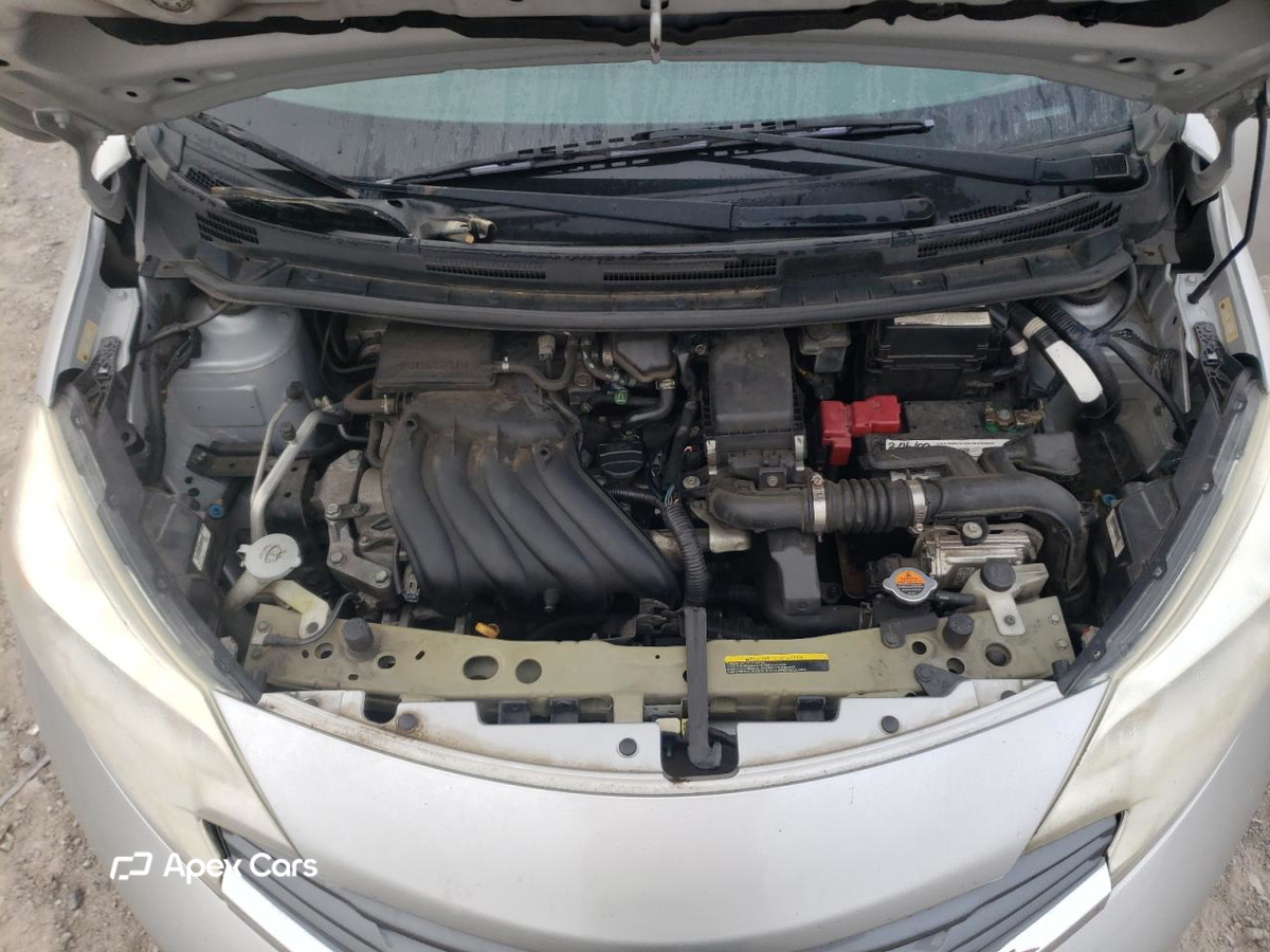 Nissan Versa 2015