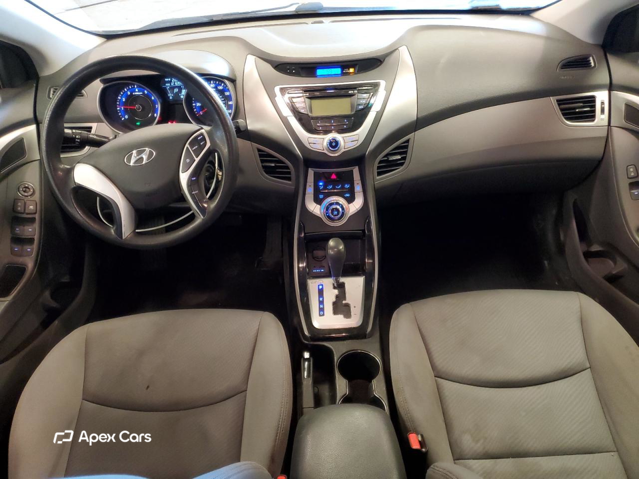 Hyundai Elantra 2012