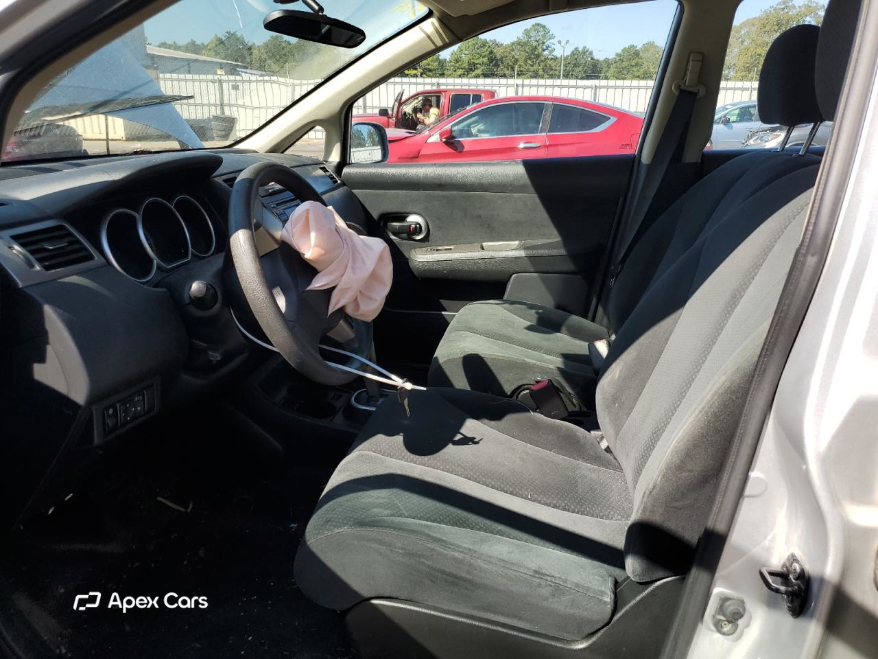 Nissan Versa 2011