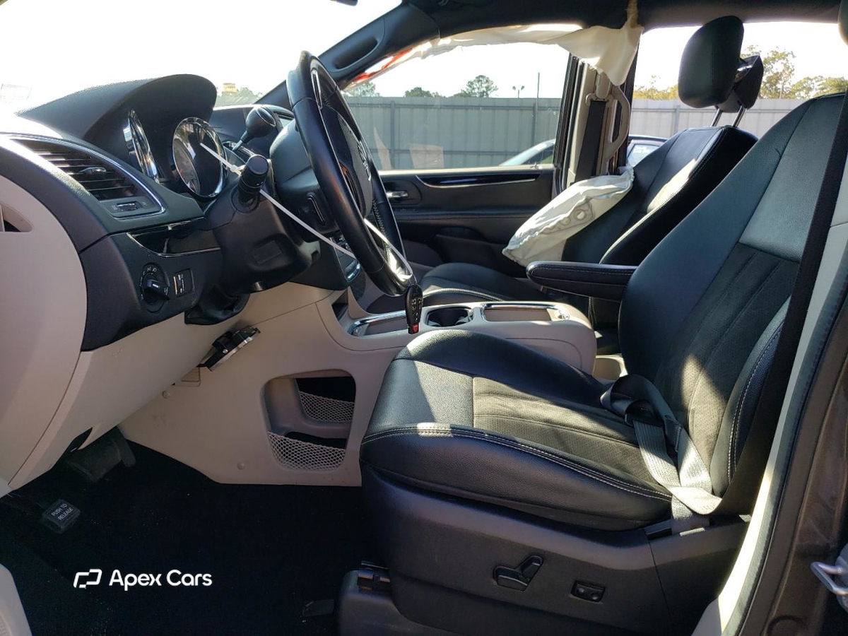 Dodge Caravan 2020