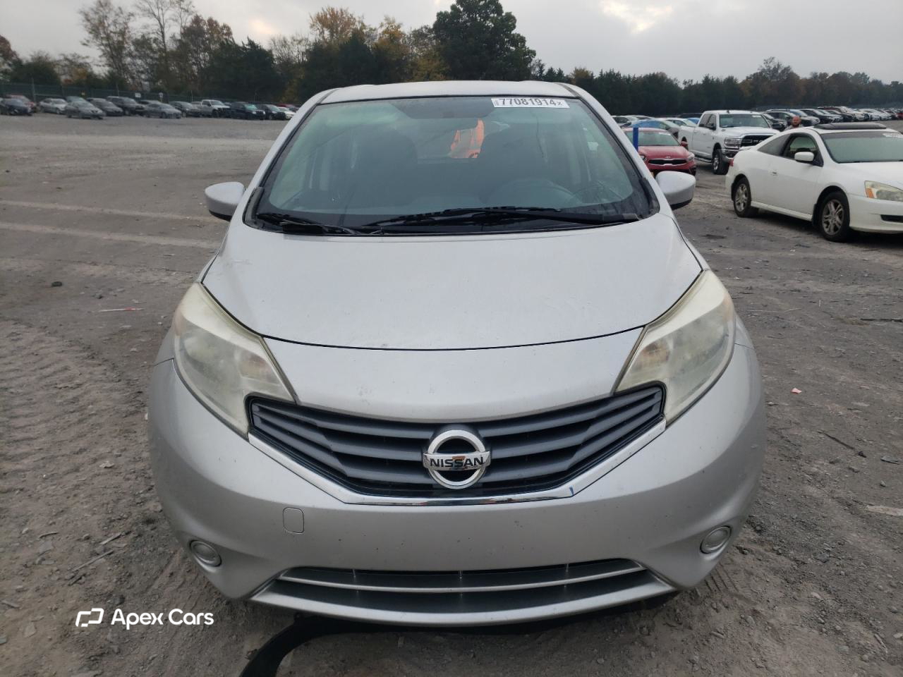 Nissan Versa 2015