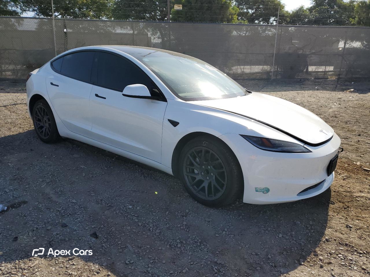 Tesla Model 3 2025