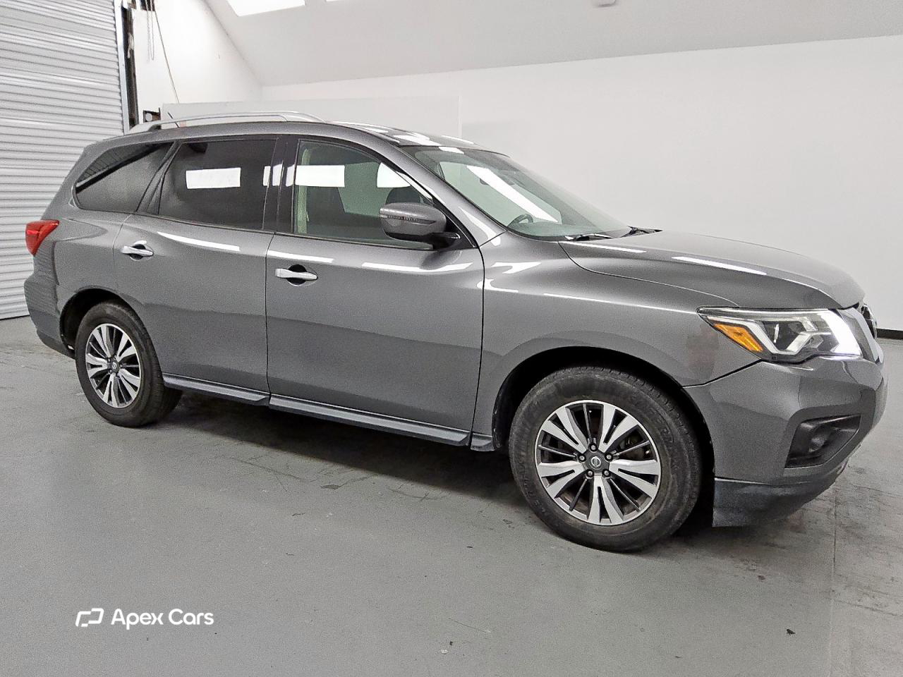 Nissan Pathfinder 2018