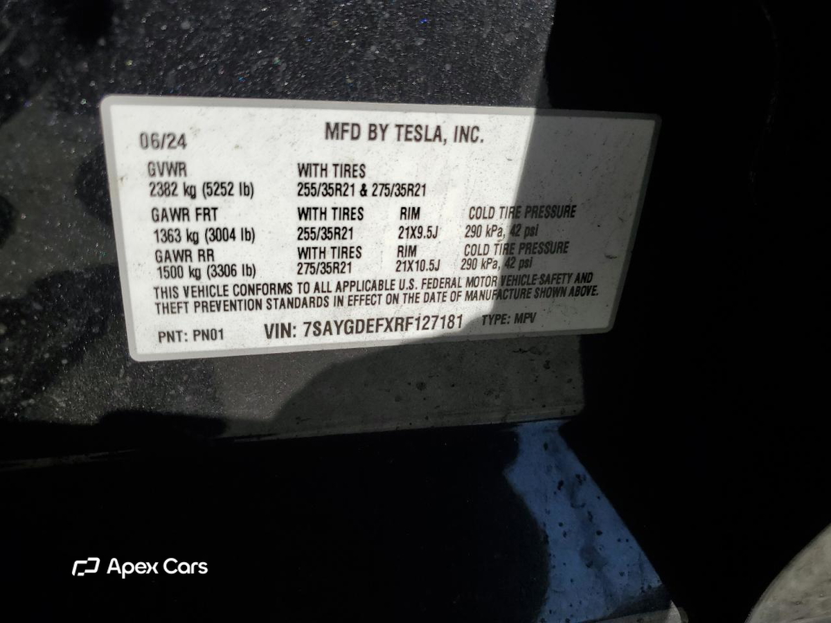 Tesla Model Y 2024