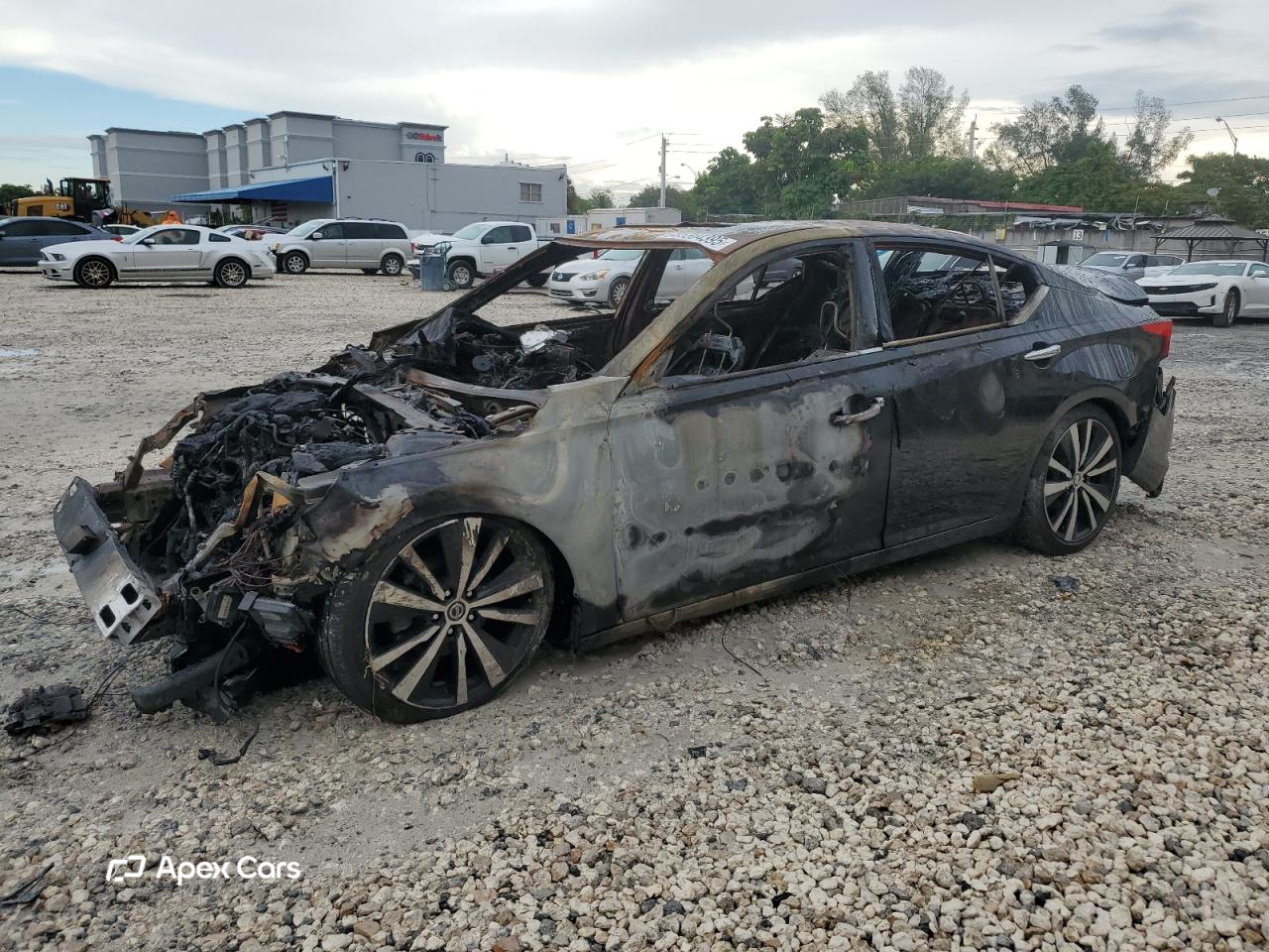 Nissan Altima 2020